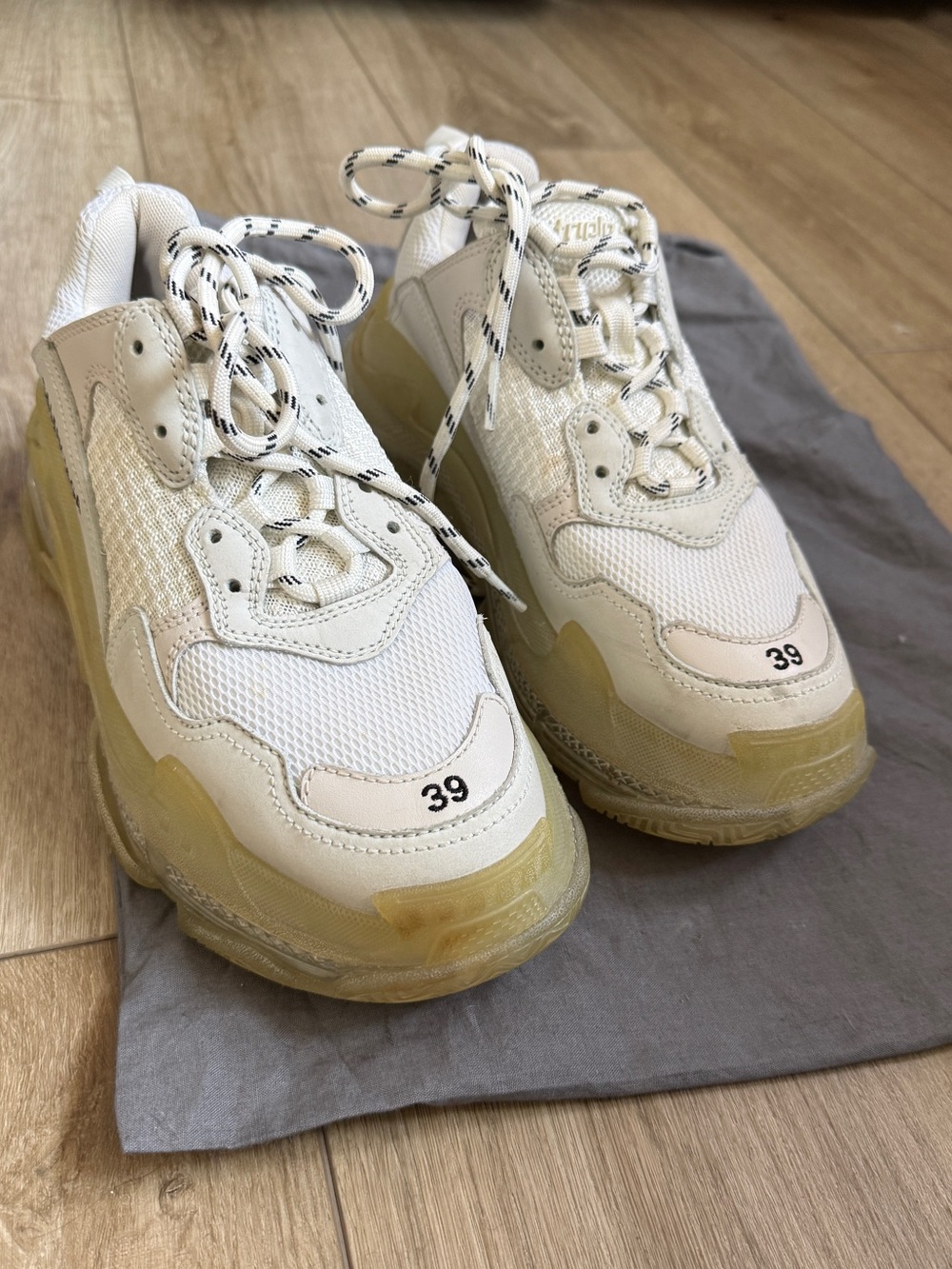 Balenciaga Triple S Sneakers 39 - Picture 3 of 10